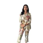 Women Kurta Set With Floral Print and Cotton Blend Fabric With Pant